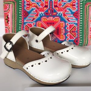 Dansko girls clogs with hearts size 30/Girls 12